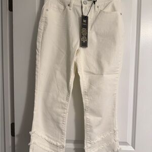 NWT Dg2 White Frayed Hem Women Jeans sz 10P